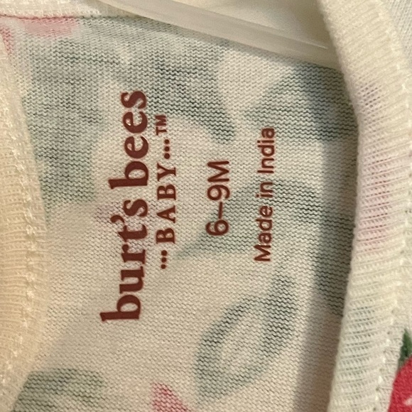 Burt’s Bees Holiday Floral Dress - Picture 3 of 3